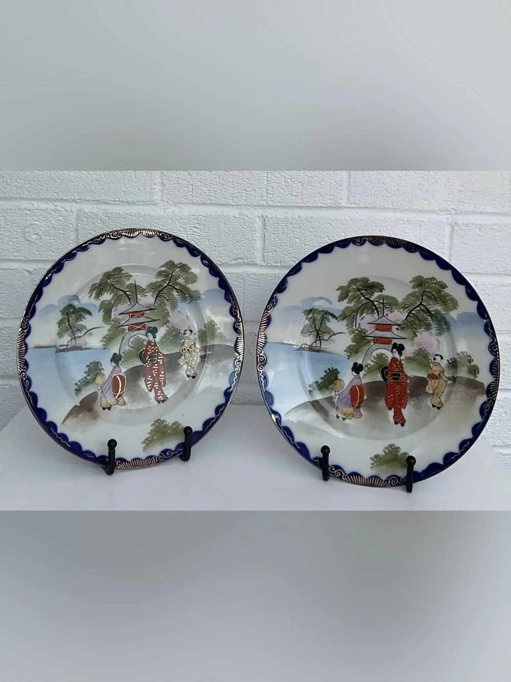 Pair Vintage Japan Hand Painted Geisha Plates Cobalt Blue Gold Gilt 8.25”